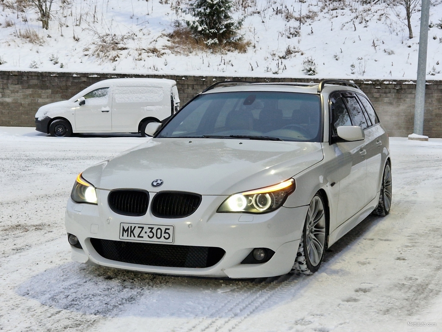 BMW 535 E61 LCI M-sport ** BC-racing / Ohjelmoitu / Sporttinahat / Panorama  / Alpinweiss ** Farmari 2007 - Vaihtoauto - Nettiauto