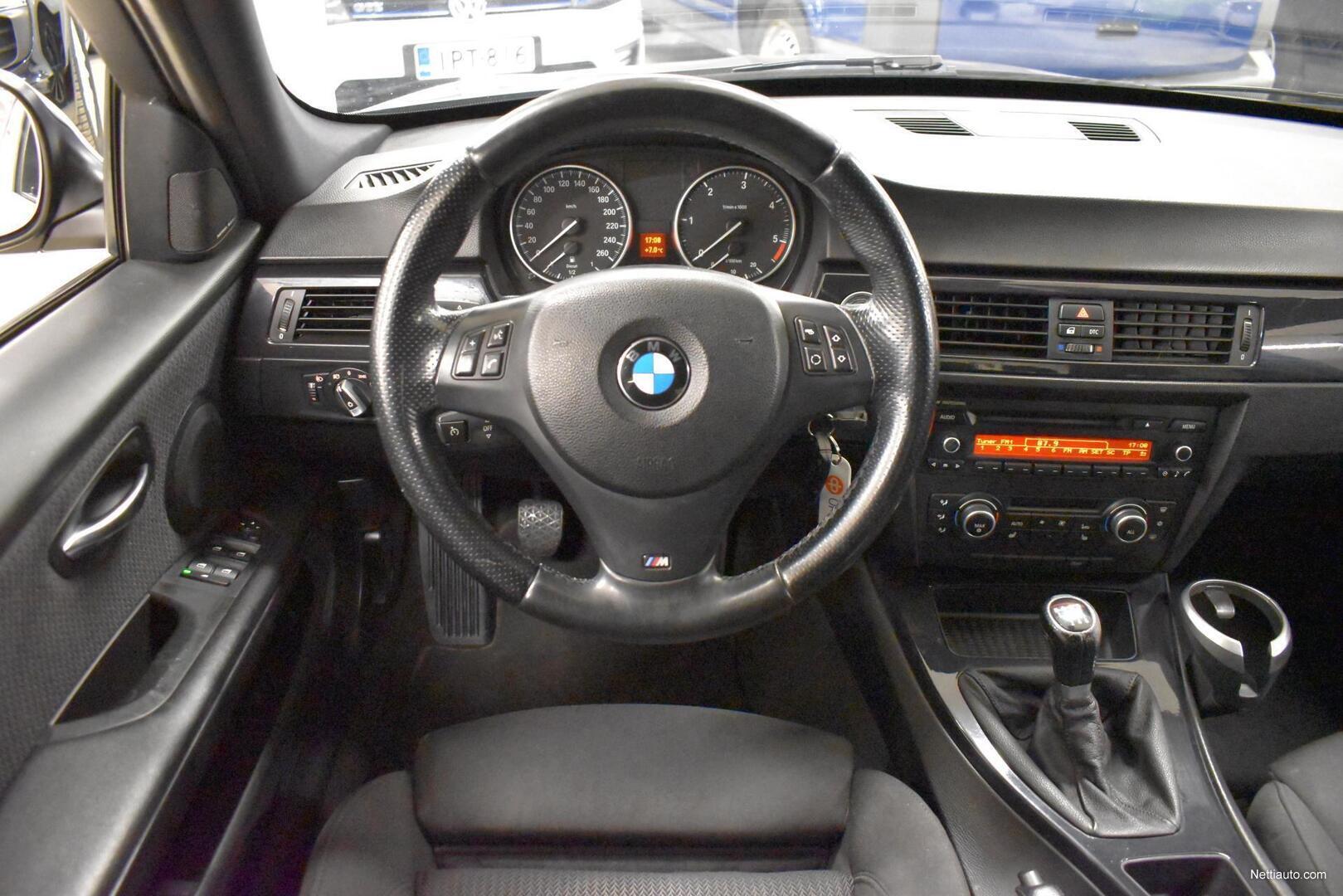 BMW 320 d Sedan # M-sport ratti, Cruise, Harman/Kardon, Sporttipenkit, 20"  vanteet # Sedan 2011 - Used vehicle - Nettiauto