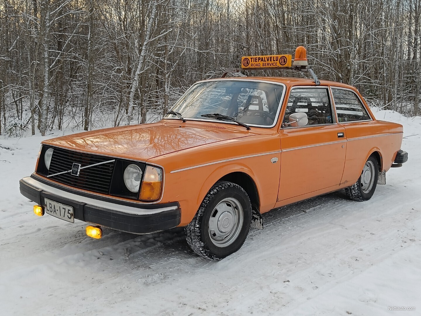 Volvo 242 Porrasperä 1975 - Vaihtoauto - Nettiauto
