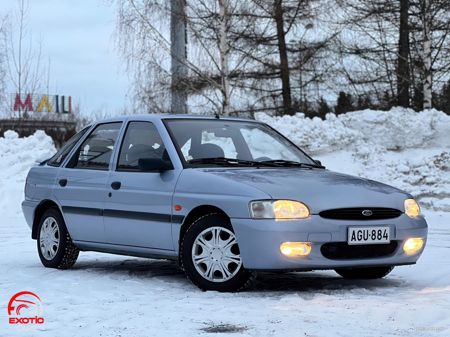 Ford Escort 1.8i Sport 5d LÖYTÖ/ 26v yks omistj/ Suomi-auto/ Vähän ajettu/  Ruosteeton/ Hieno yksilö/ 2X Renkaat/ Huoltokirja/ Viistoperä 1995 -  Vaihtoauto - Nettiauto
