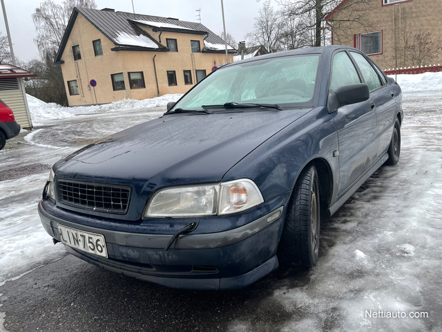 Volvo S40