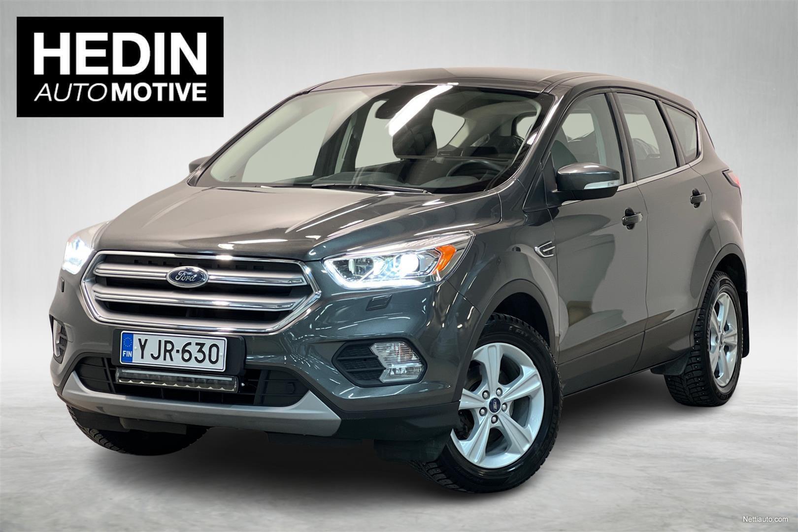 Ford Kuga 1,5 EcoBoost 150 hv FWD Titanium // Navi / Vetokoukku / Vakionopeussäädin / Erittäin