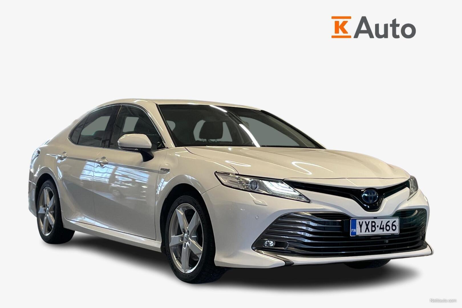 Toyota camry 2 5 hybrid style business webasto keyless go acc