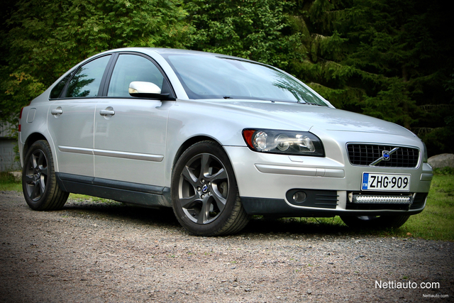 Volvo S40