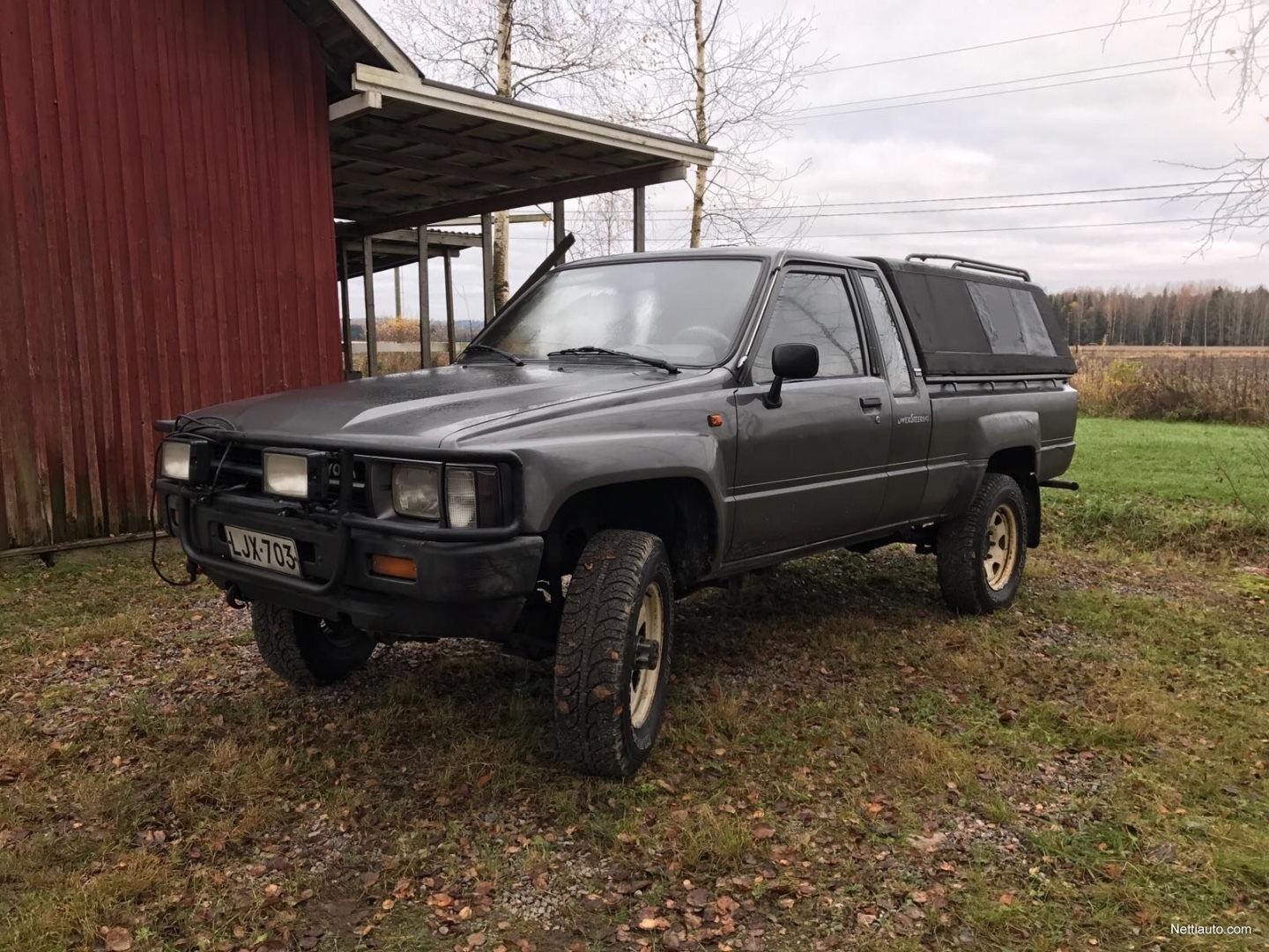 Toyota hilux ln65 avolava 1987 vaihtoauto nettiauto
