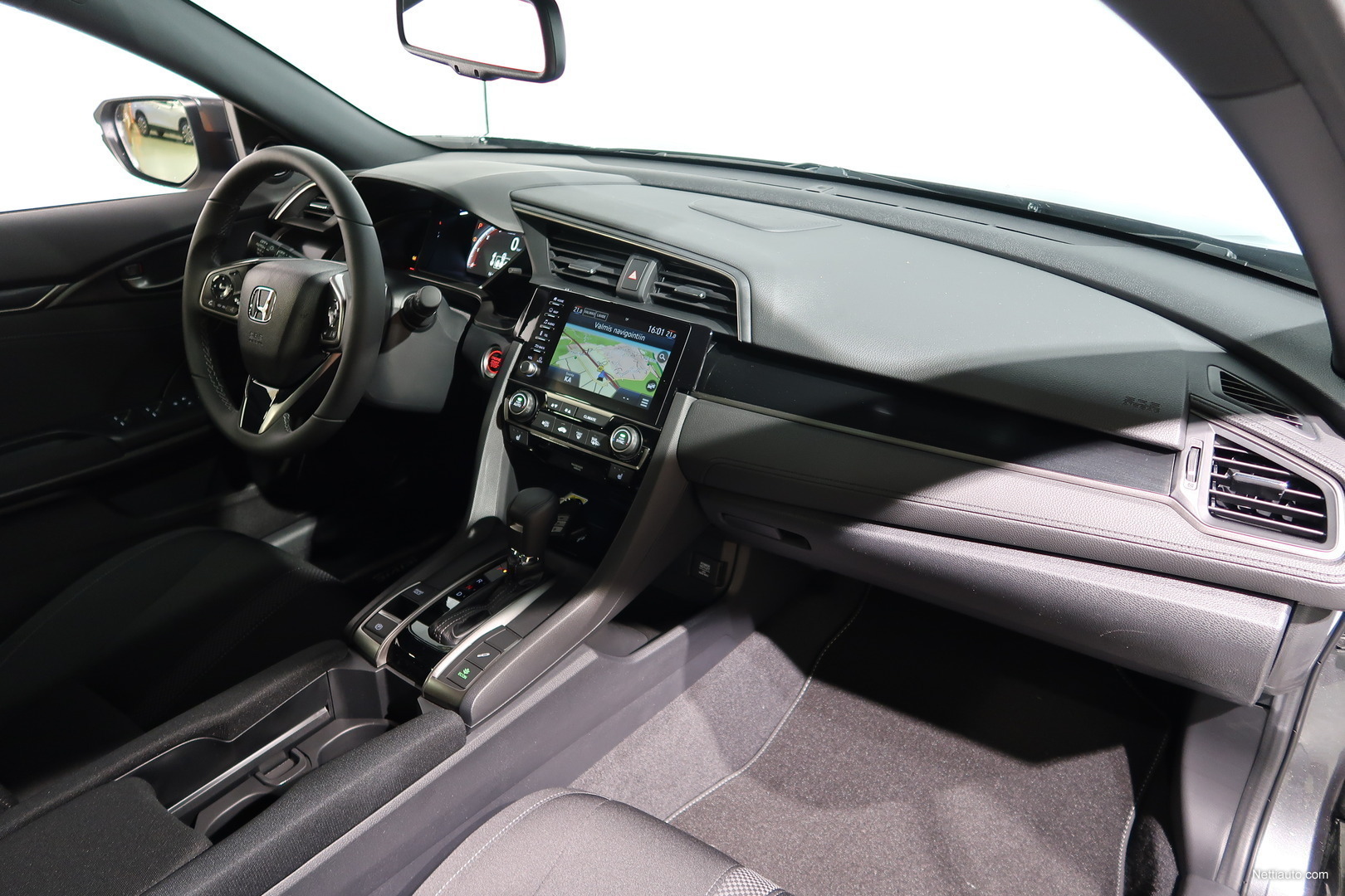 Honda Civic HB 182 hv Sport Plus CVT - Panoraamakatto / Sähkösäätö kuskin  istuin / avaimeton käyttö Hatchback 2021 - Used vehicle - Nettiauto