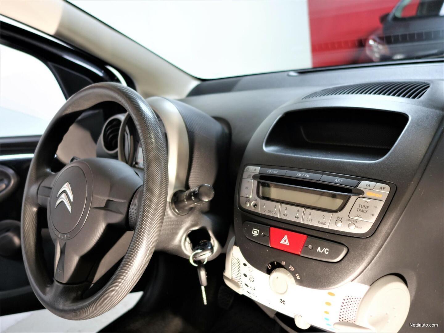 Citroen C1 1,0i 5-ov Attraction A/C Facelift #tosi vähän ajettu #led-valot  #ilmastoitu #juuri katsastettu Viistoperä 2012 - Vaihtoauto - Nettiauto