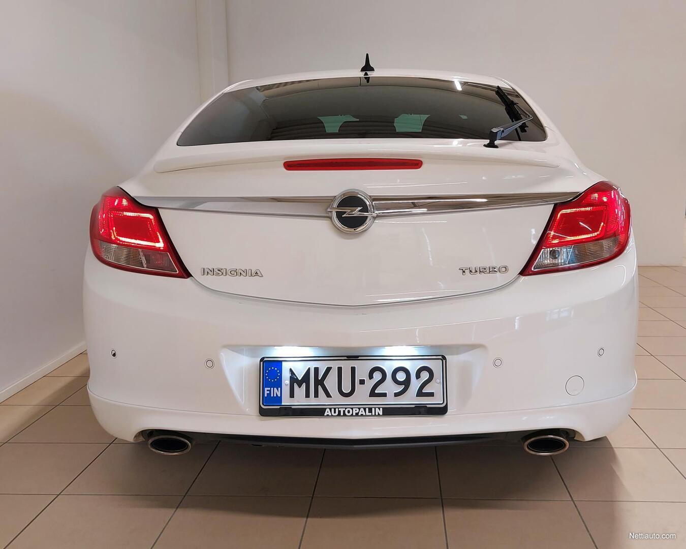 Opel Insignia 5-ov Sport 1,6 Turbo Ecotec 132kW MT6 BL *OPC-Line paketti,  Mukautuvat Bi-Xenon valot!* Viistoperä 2012 - Vaihtoauto - Nettiauto