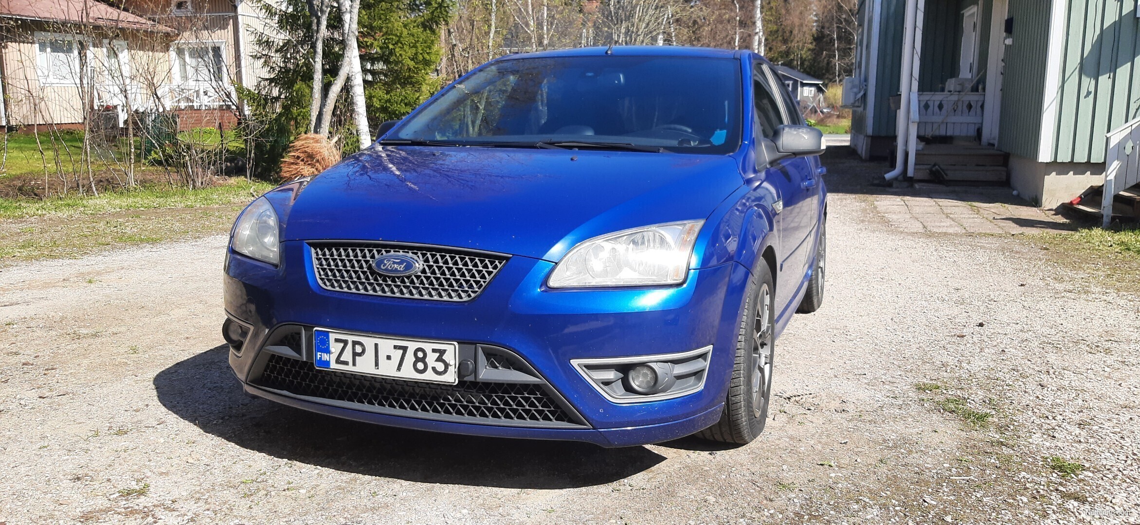 Ford Focus 2.5 ST 5d Hatchback 2005 - Used vehicle - Nettiauto