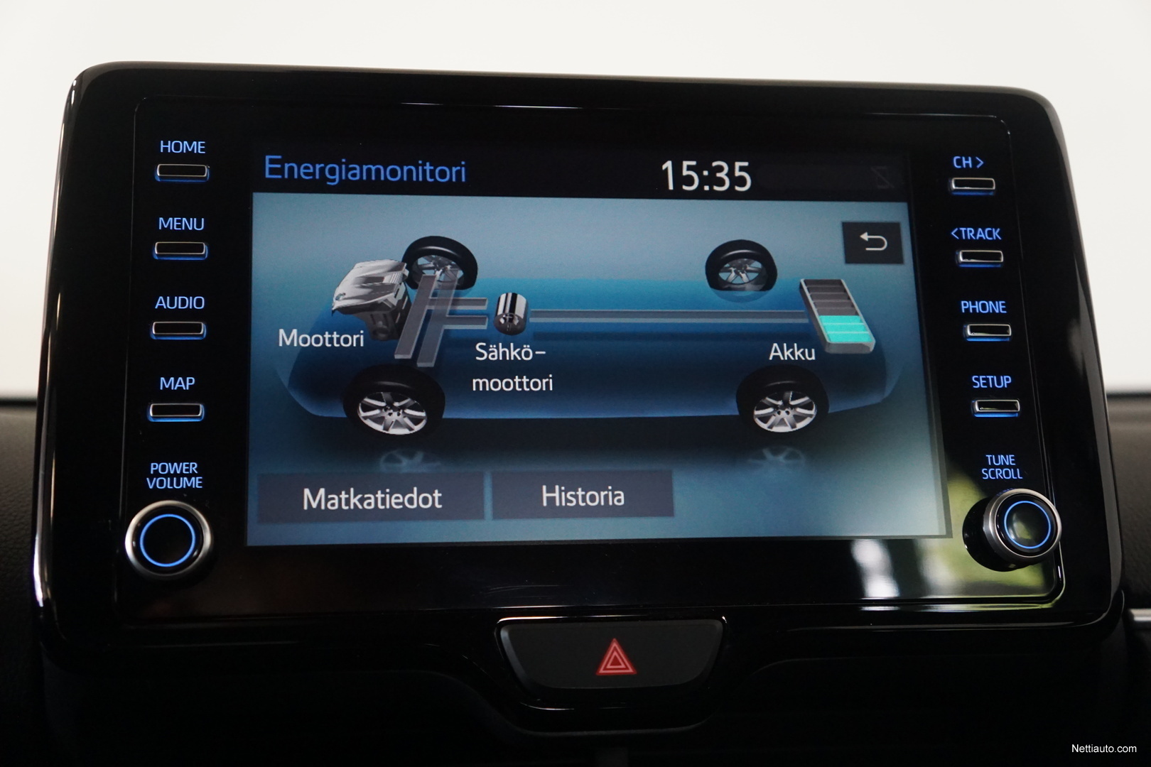 Toyota Yaris 1,5 Hybrid Active - Navigointi, peruutuskamera, lämmitettävä  ohjauspyörä, keyless järjestelmä, Plus-paketti Viistoperä 2021 - Vaihtoauto  - Nettiauto