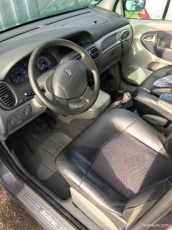 Renault Scenic 1.6 Expression+ 5d MPV 2003 - Used vehicle ...