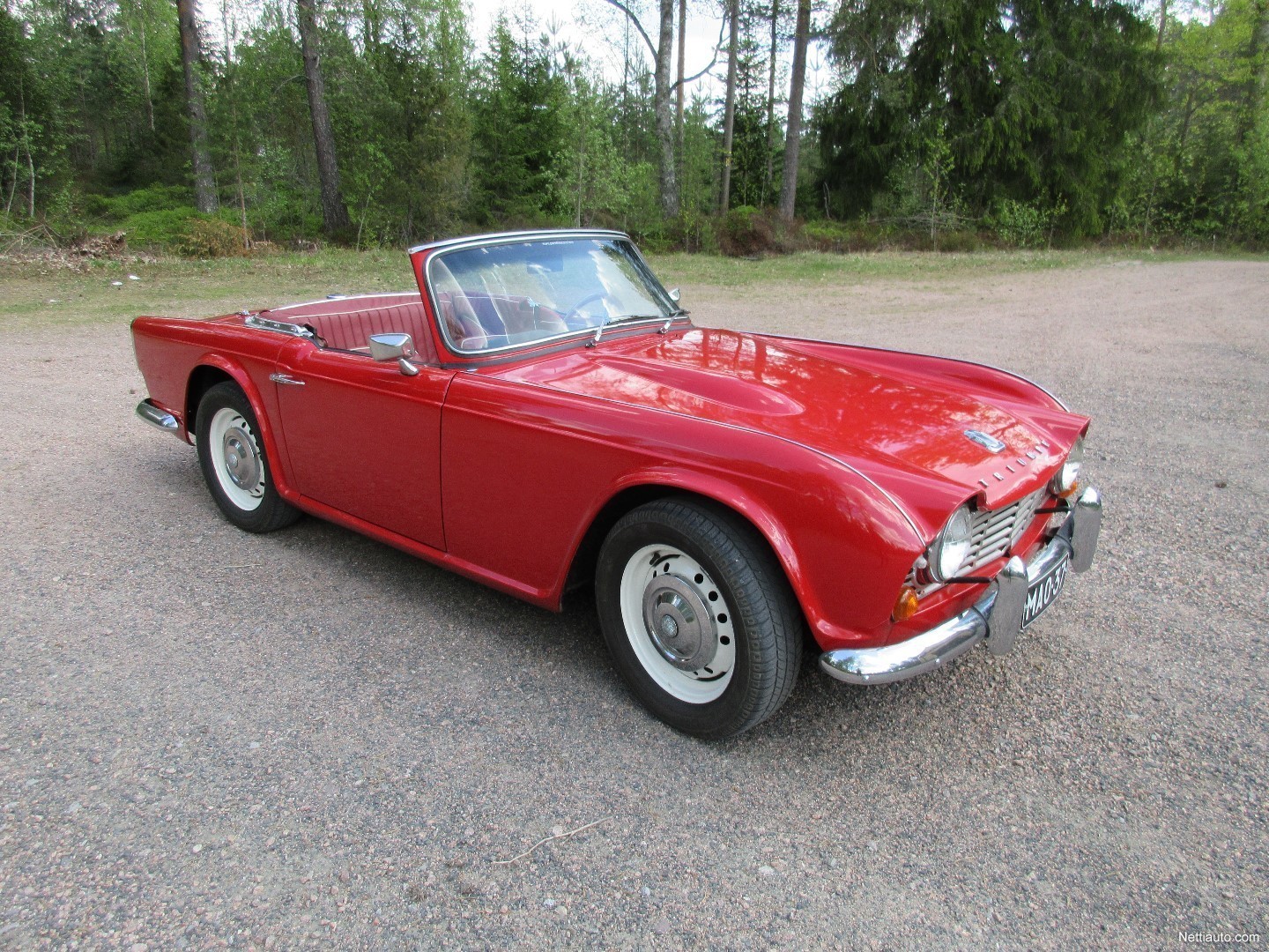 Triumph Tr4 Triumph Tr4 Täysin Ruosteeton Ja Entisöity Yksilö