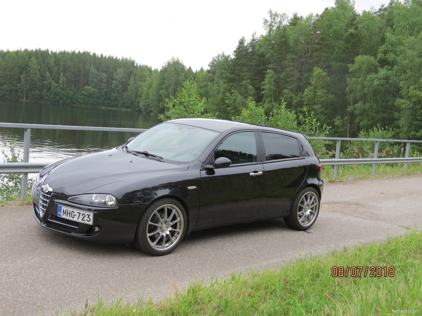 Enlarge image. Alfa Romeo 147