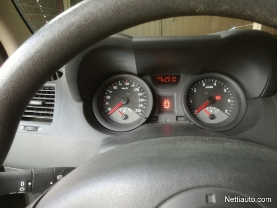 Renault Megane 1.4 16V Confort Authentique 2d aj.122tkm ...