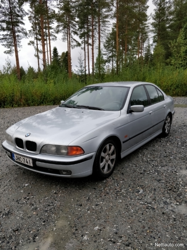 BMW 520 i Myös vaihto! Porrasperä 1997 Vaihtoauto