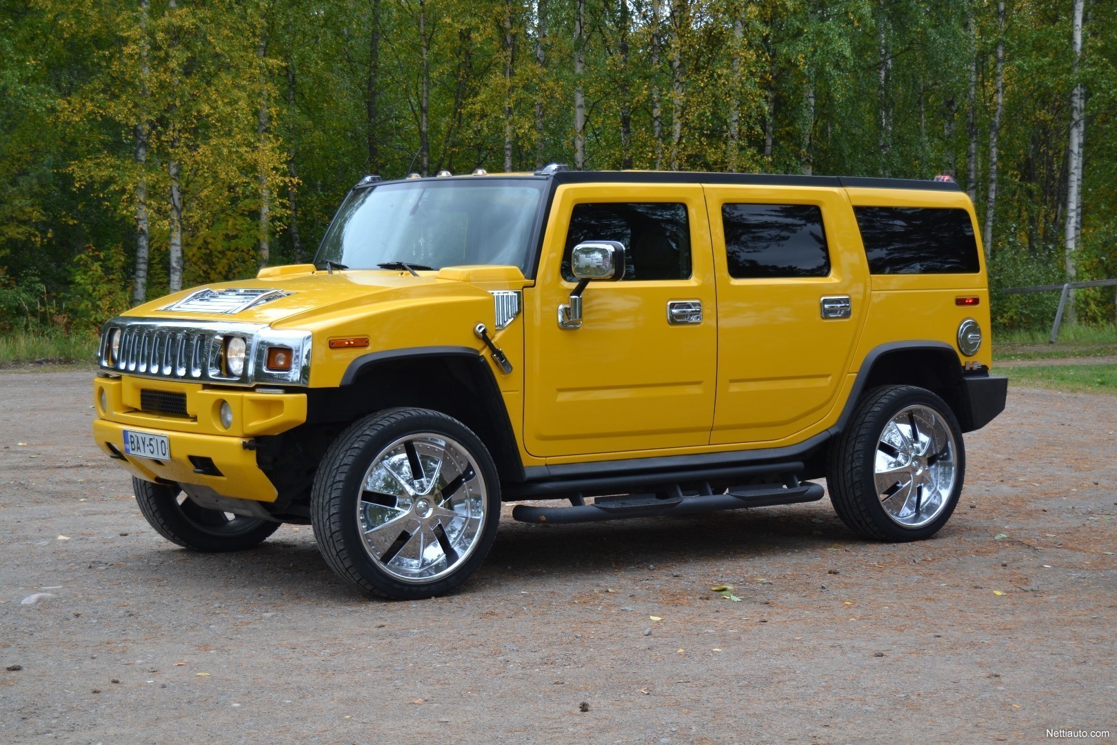Enlarge image. Hummer H2