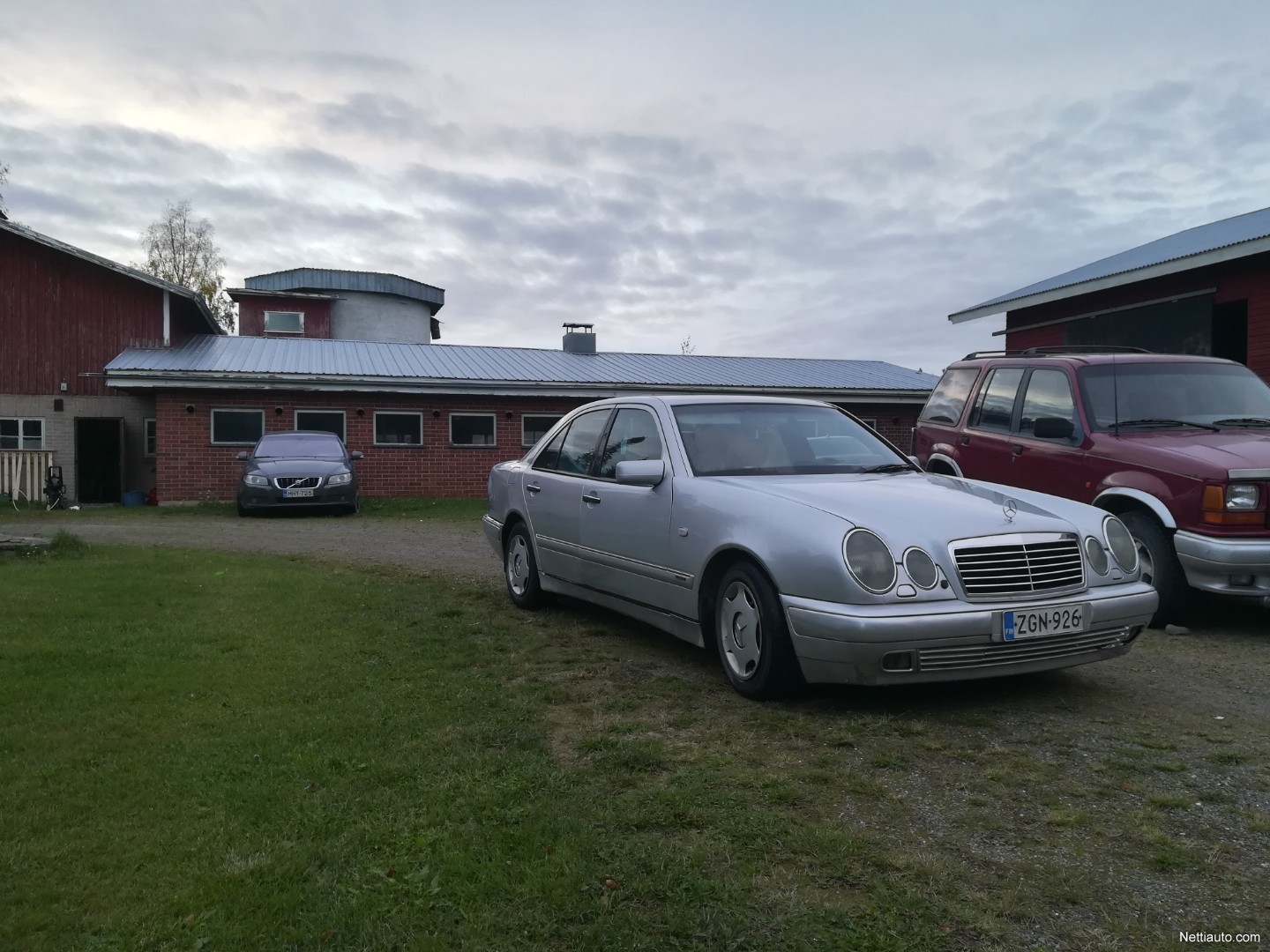 Mercedes-Benz E. 290 TD Avantgarde 4d