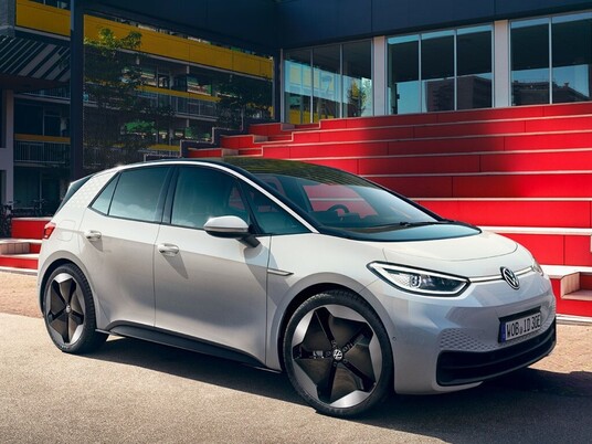 Volkswagen ID.3 Pro Performance Tech 150 kW akku 58 kWh 2021